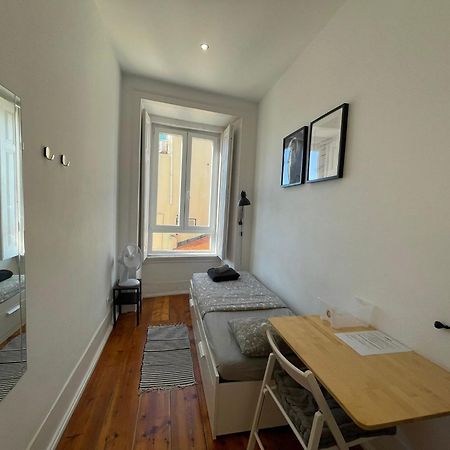 Embassy Arriaga Private Elegance Rooms In Stylish Shared Apartment Lisbona Esterno foto