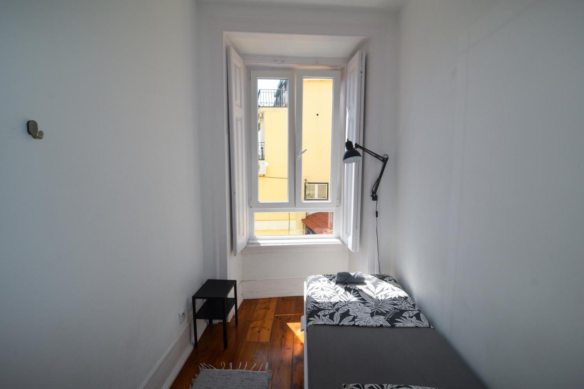 Embassy Arriaga Private Elegance Rooms In Stylish Shared Apartment Lisbona Esterno foto