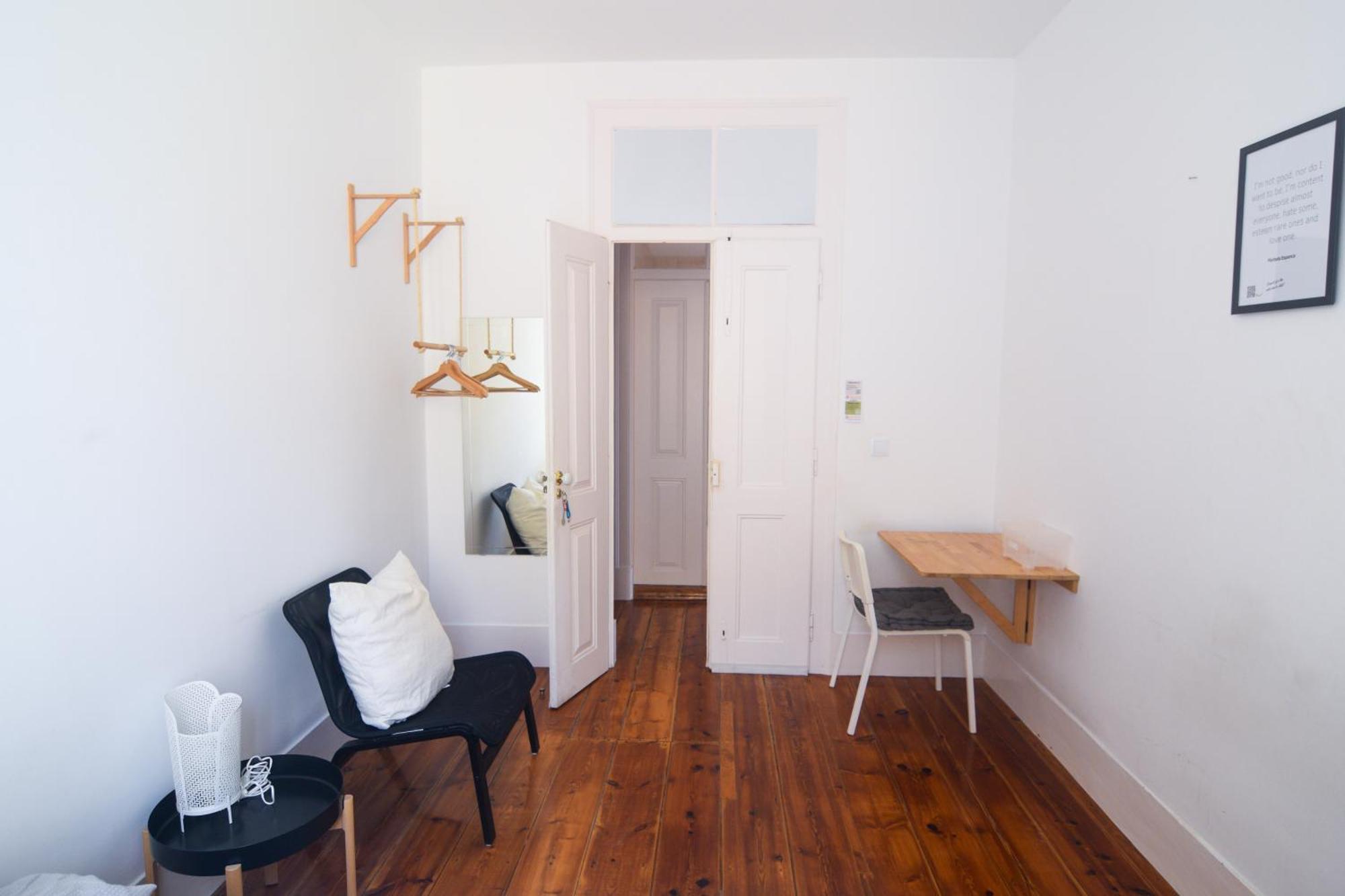 Embassy Arriaga Private Elegance Rooms In Stylish Shared Apartment Lisbona Esterno foto