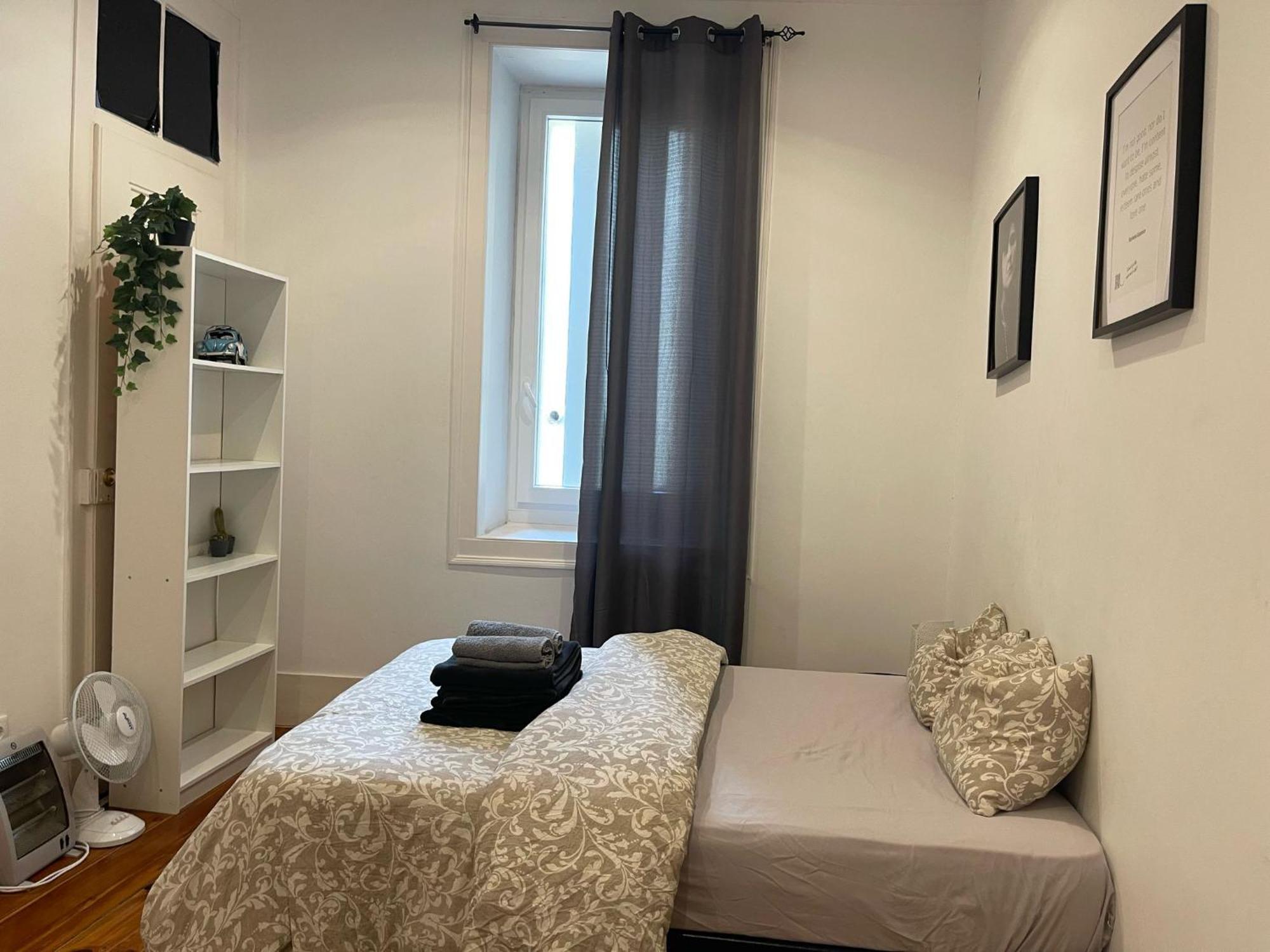 Embassy Arriaga Private Elegance Rooms In Stylish Shared Apartment Lisbona Esterno foto