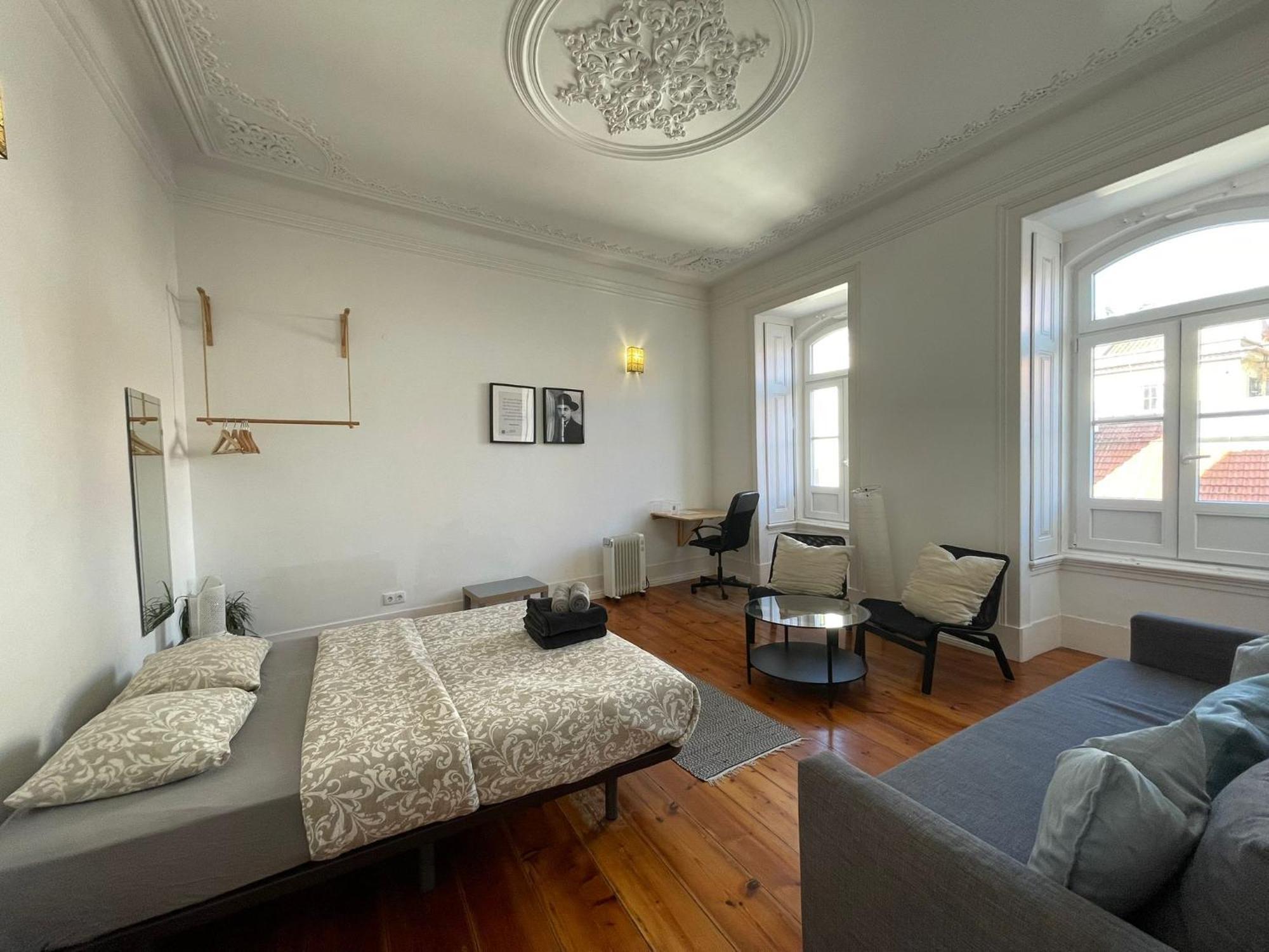 Embassy Arriaga Private Elegance Rooms In Stylish Shared Apartment Lisbona Esterno foto