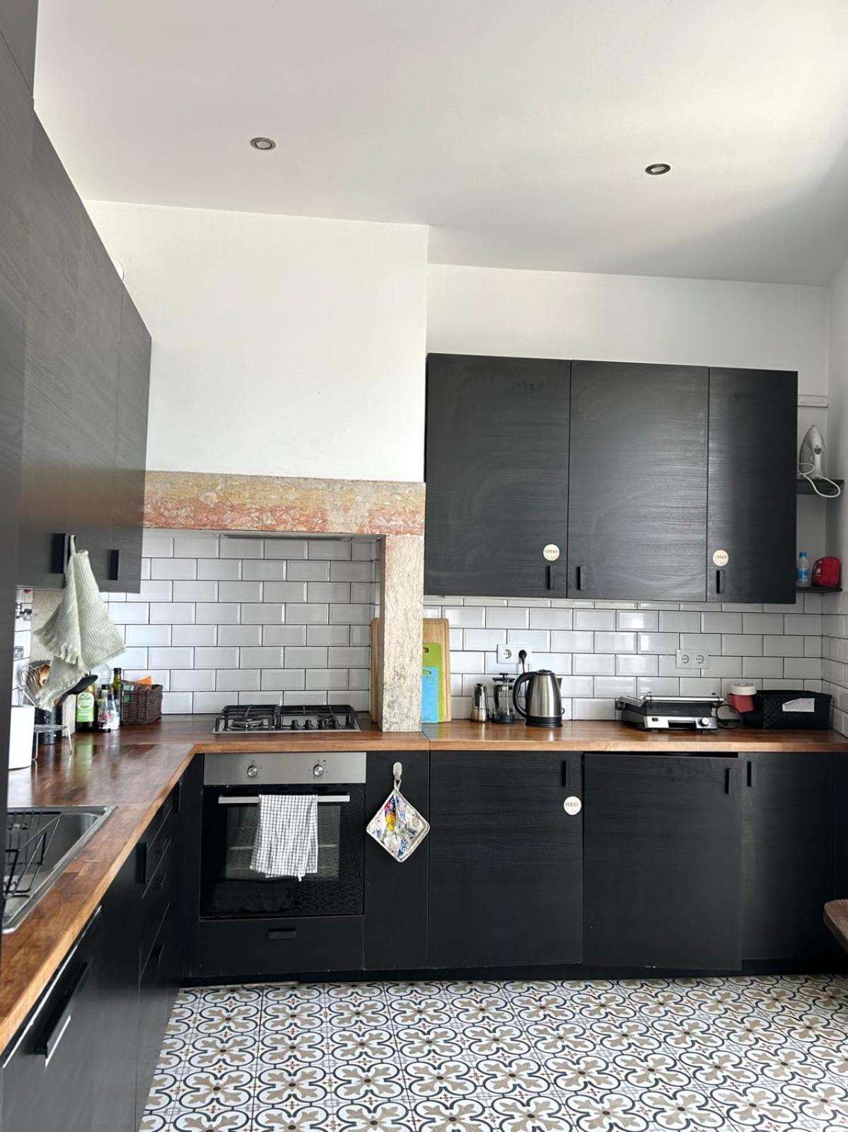Embassy Arriaga Private Elegance Rooms In Stylish Shared Apartment Lisbona Esterno foto